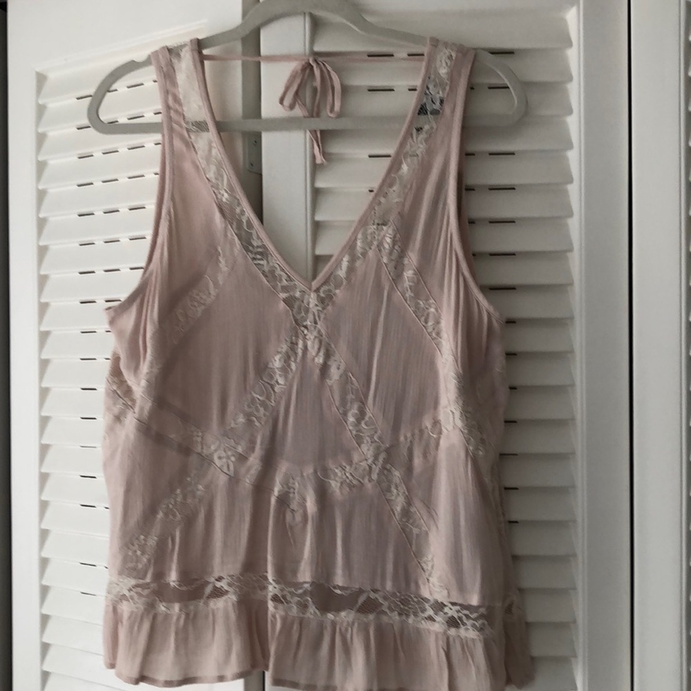 American eagle NWT lacy dusty rose top